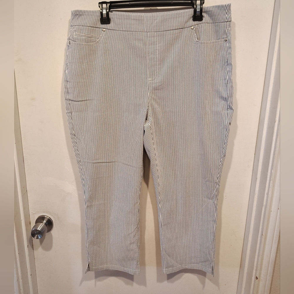 Mario Serrani NWT Blue Stripe Pull-On Comfort Stretch Capri Pants Sz XL Preppy